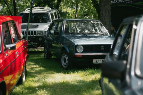 Les freins arrière de la Golf 1 : mâchoires, cylindres de roues et tambours