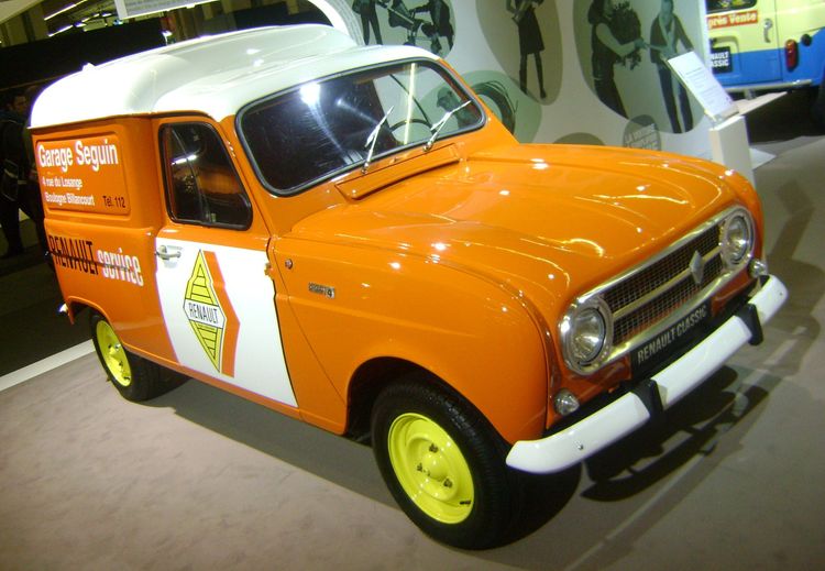 Renault 4L Garage